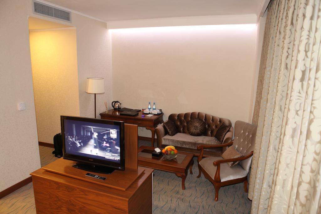 Vego Hotel Ganja Quarto foto