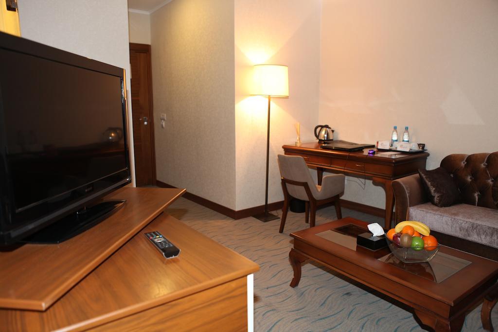 Vego Hotel Ganja Quarto foto
